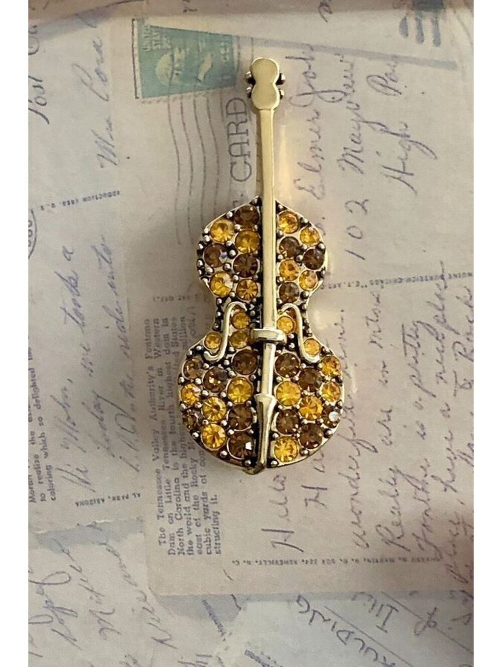 Vintage Sparkling Gold Tone Violin Brooch with Amber Rhinestones Bling